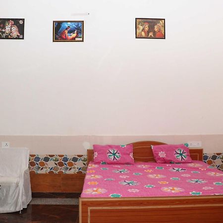 Hotel O Pop Angoori Farm House Mathura Buitenkant foto