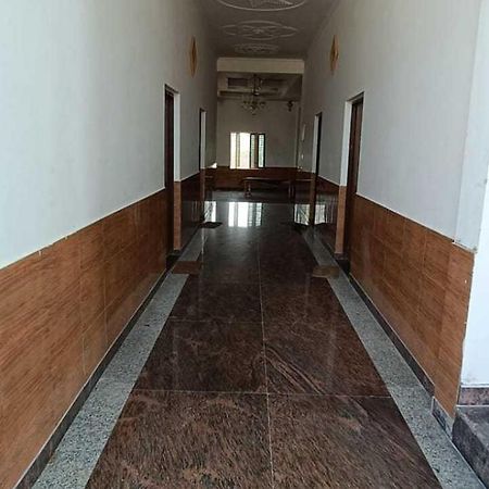 Hotel O Pop Angoori Farm House Mathura Buitenkant foto