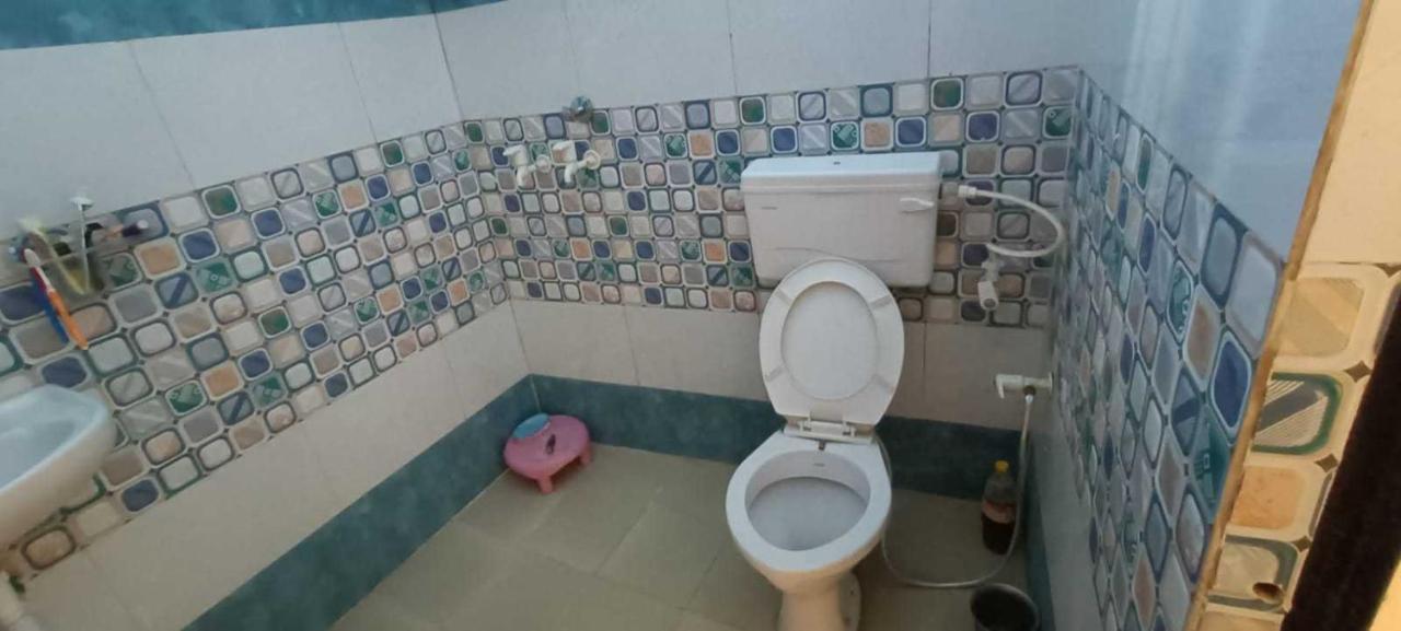 Hotel O Pop Angoori Farm House Mathura Buitenkant foto